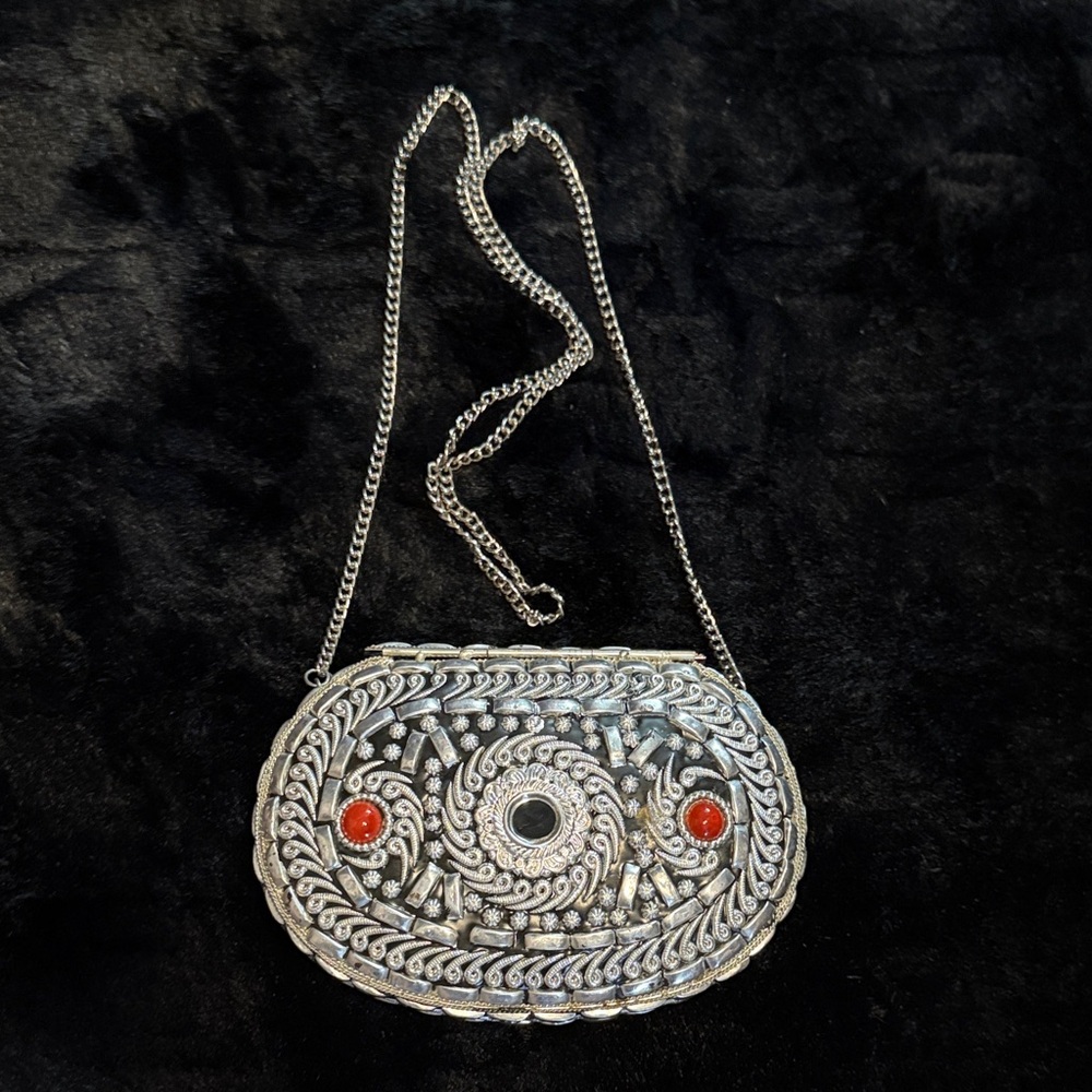 EARTHBOUND Silver and Red Crossbody Bag - Picture 2 of 2
